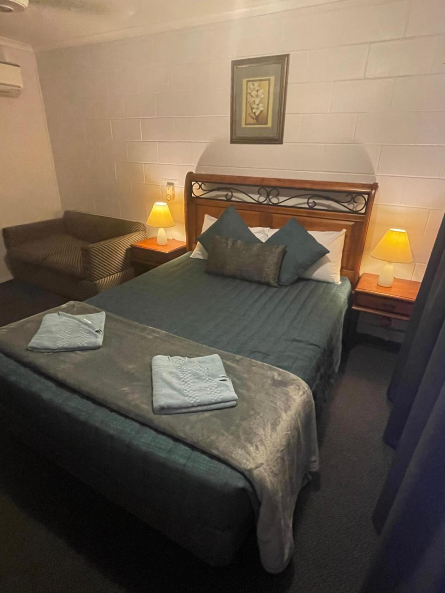 Warrego Motel Charleville Eksteriør billede