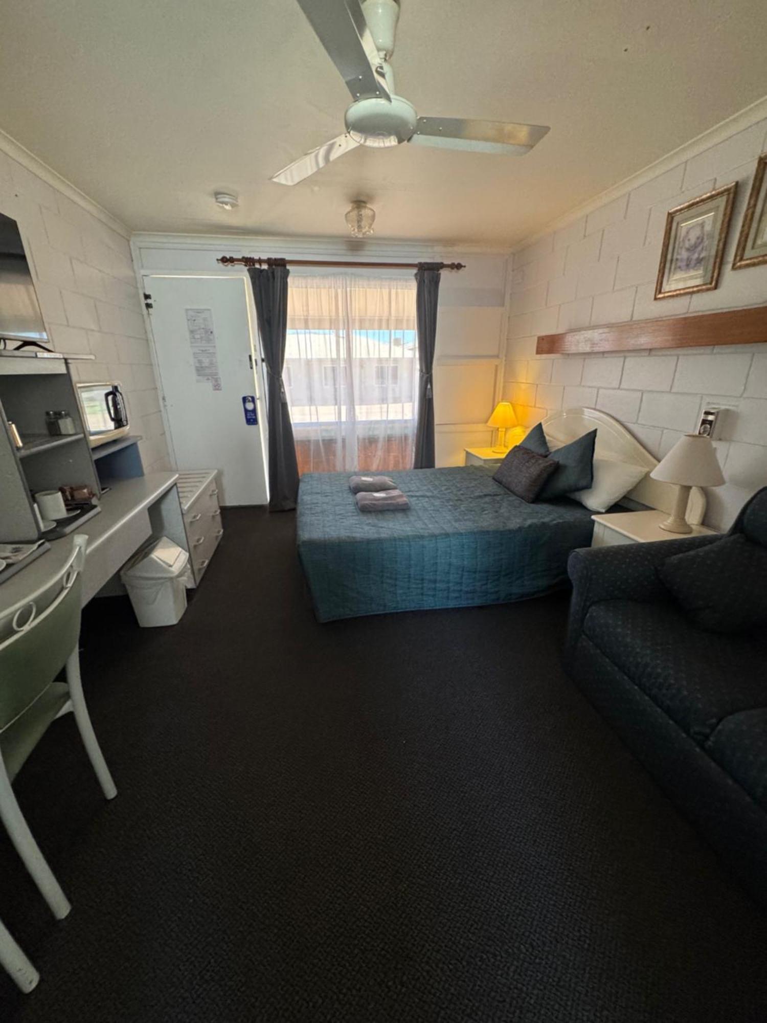 Warrego Motel Charleville Eksteriør billede