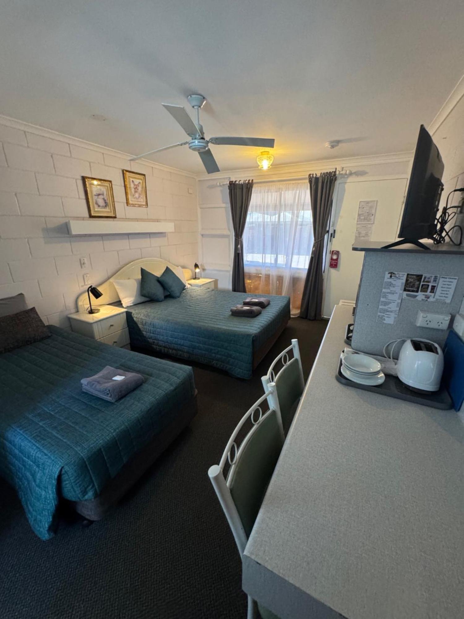 Warrego Motel Charleville Eksteriør billede