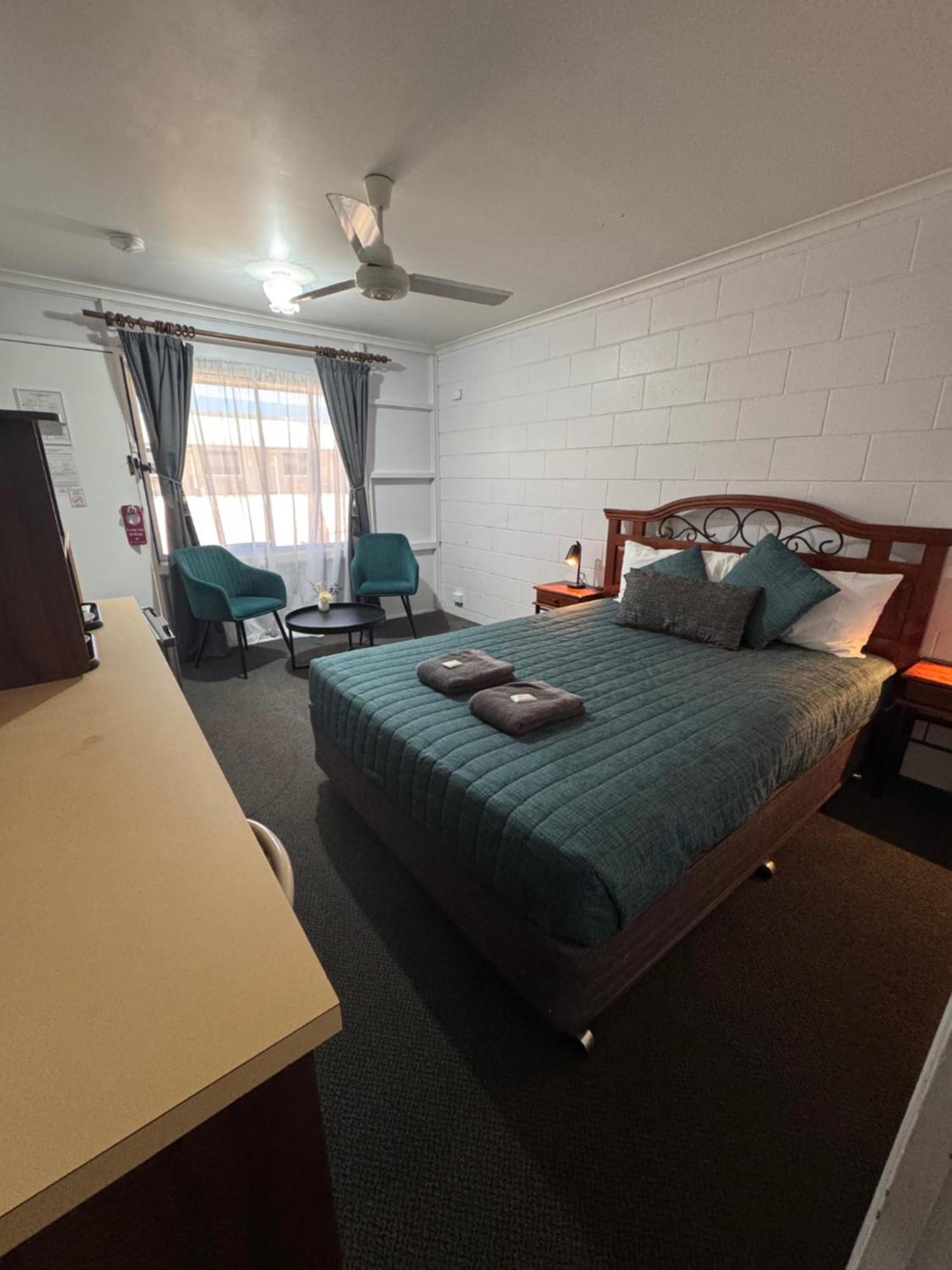 Warrego Motel Charleville Eksteriør billede
